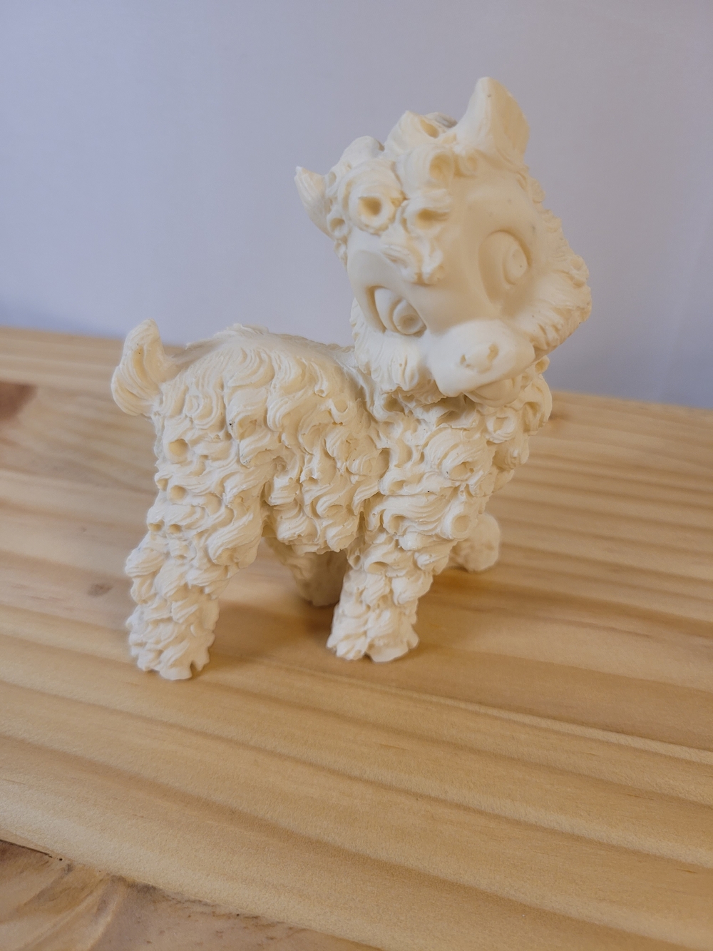 Santini Italy Cream Decorative Lamb Figurine 4"